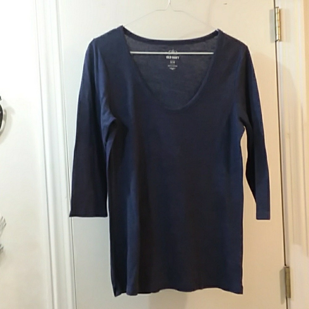 Denim blue old navy tee